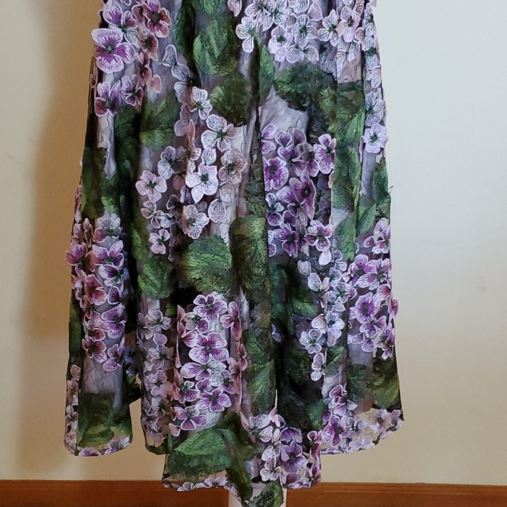 Alex Marie Purple floral embroidered Dress Size 4 - Picture 3 of 11